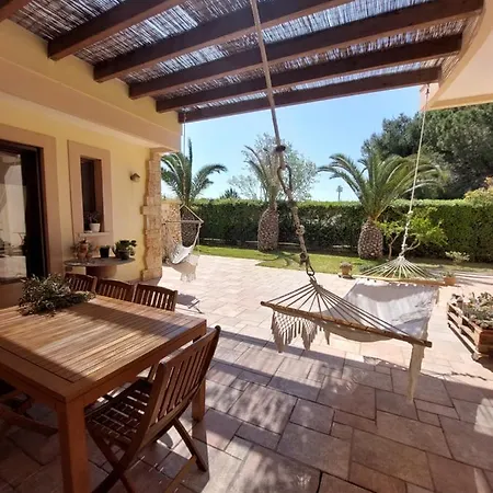 Corbezzoli E Callistemon Bed & Breakfast