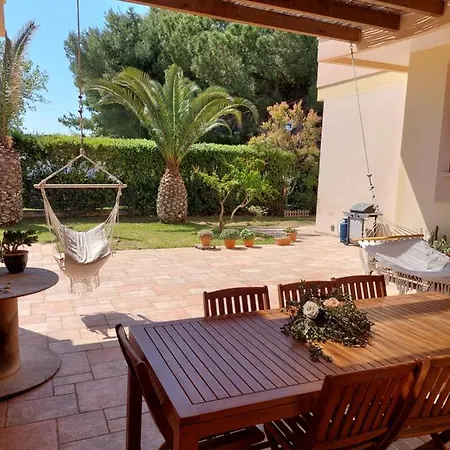 Corbezzoli E Callistemon Bed & Breakfast *