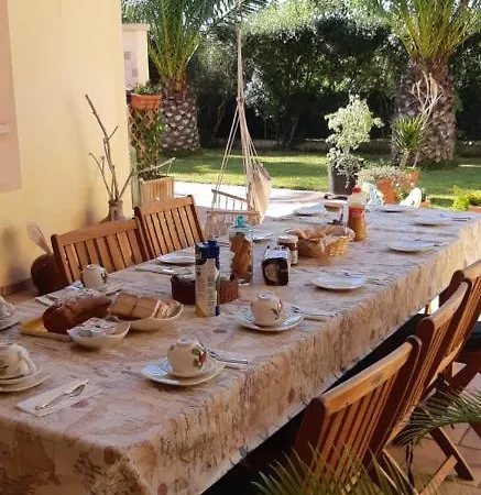 Bed & Breakfast Corbezzoli E Callistemon