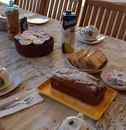 Corbezzoli E Callistemon Bed & Breakfast