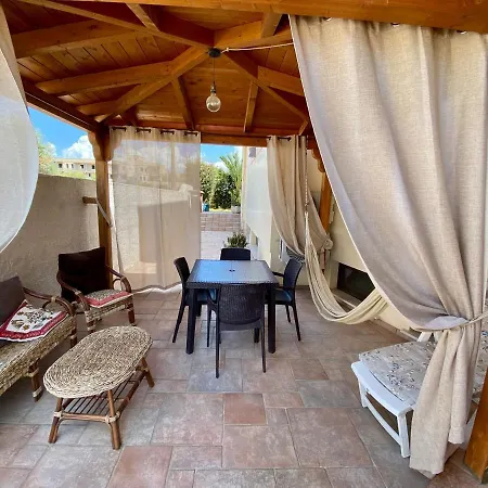 Corbezzoli E Callistemon Bed & Breakfast Marina di Mancaversa
